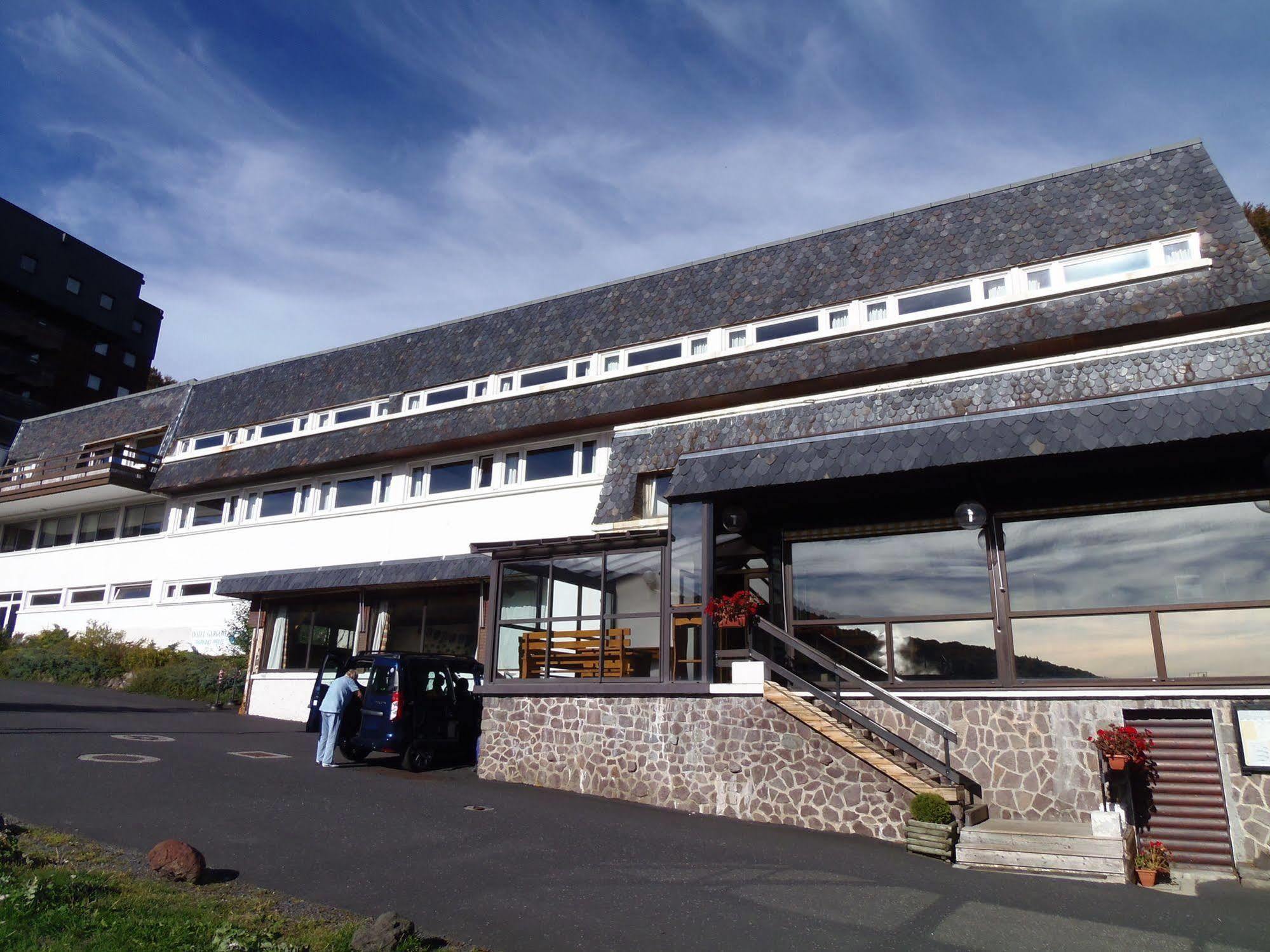 Hotel Gergovia Super Besse Esterno foto